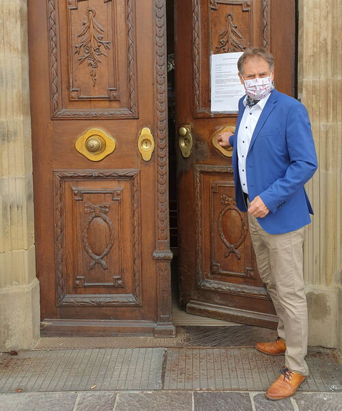 Informationsangebot an Firmen die Masken herstellen